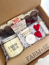 Load image into Gallery viewer, Special Edition Valentine's Day Gift Box