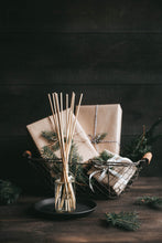 Load image into Gallery viewer, Fall + Holiday Reed Diffuser Collection
